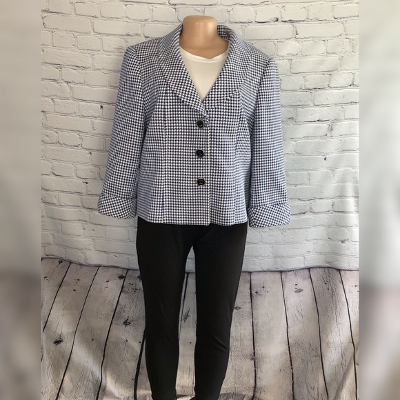 Tahari Arthur S. Levine Size 16 Blazer Suit Jackey - Picture 5 of 11